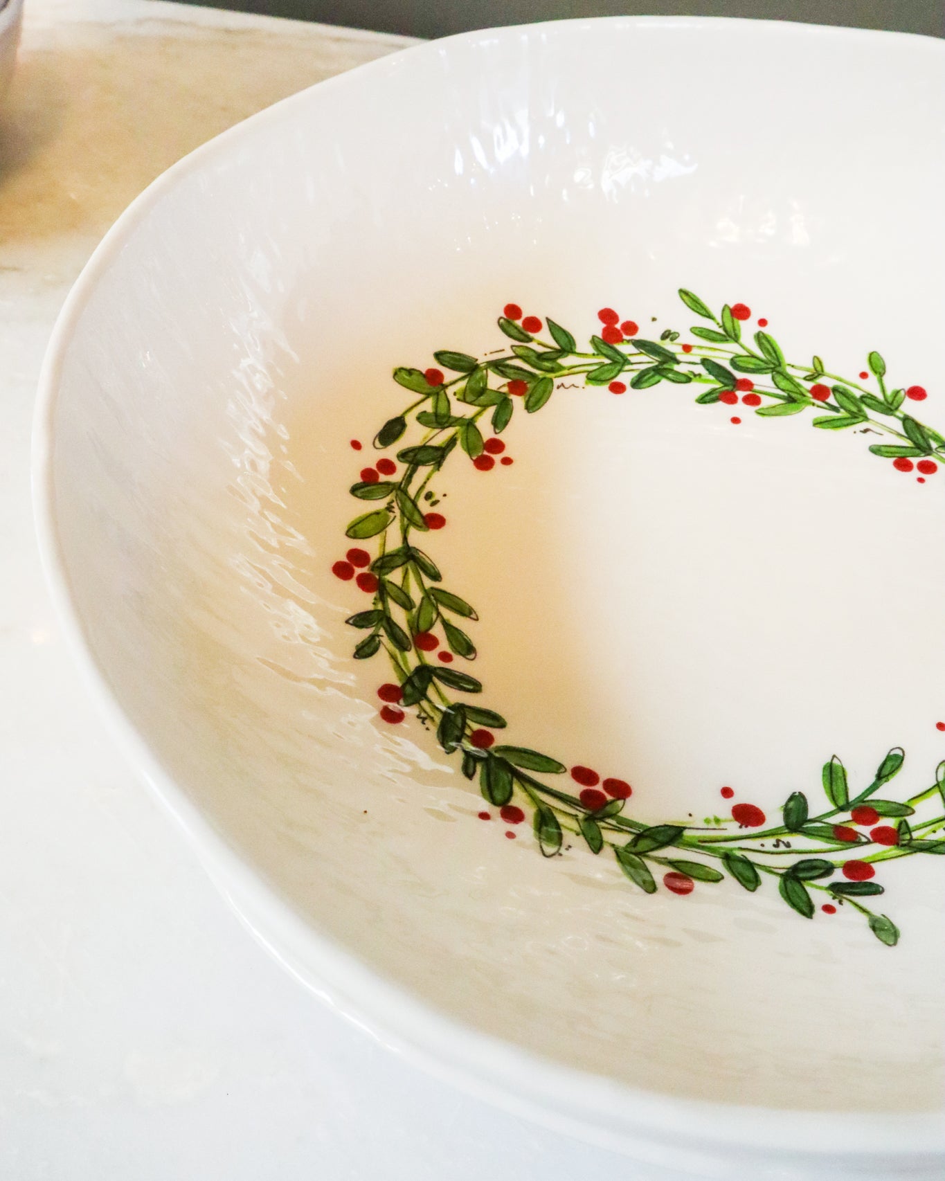 Holly Pattern Serving Bowl - CW